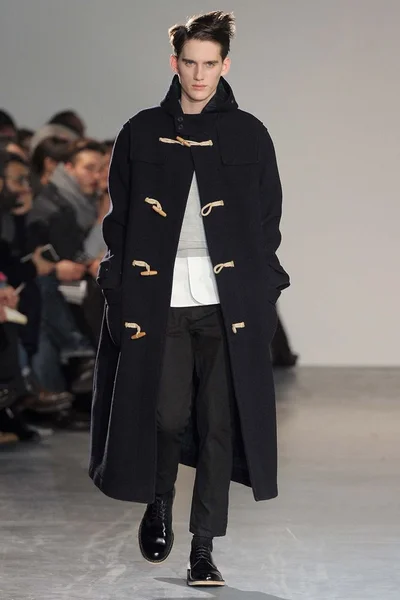 Look 17